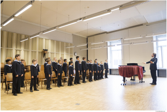 마놀로 카닌과 부르크너 팀